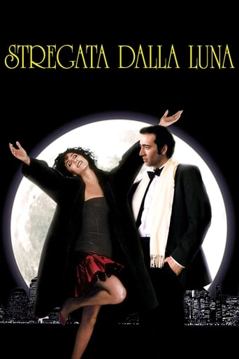 Stregata dalla luna - Film completo in Altadefinizione Stregata dalla luna streaming in alta definizione